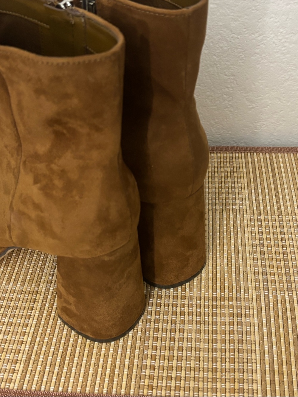 Nine West Woman VELO2 Bootie Size: 9.5M - Picture 3 of 5
